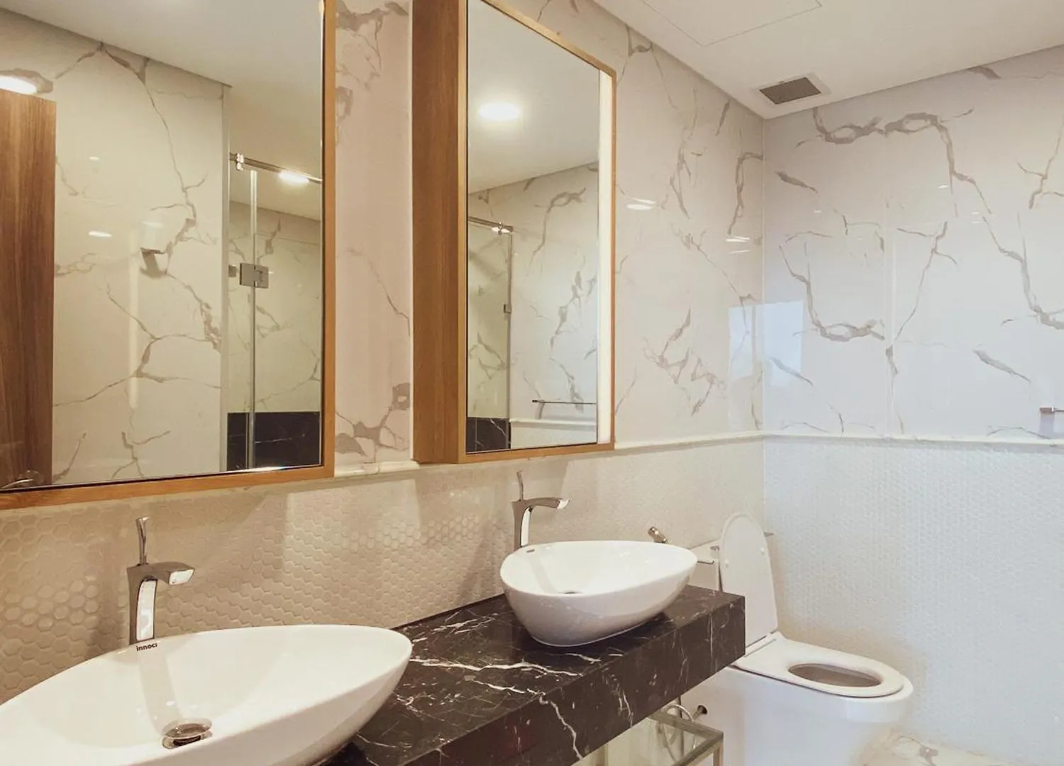 Zeus Living - Cozy 3 Bedroom In Sunwah Pearl Ho Chi Minh City