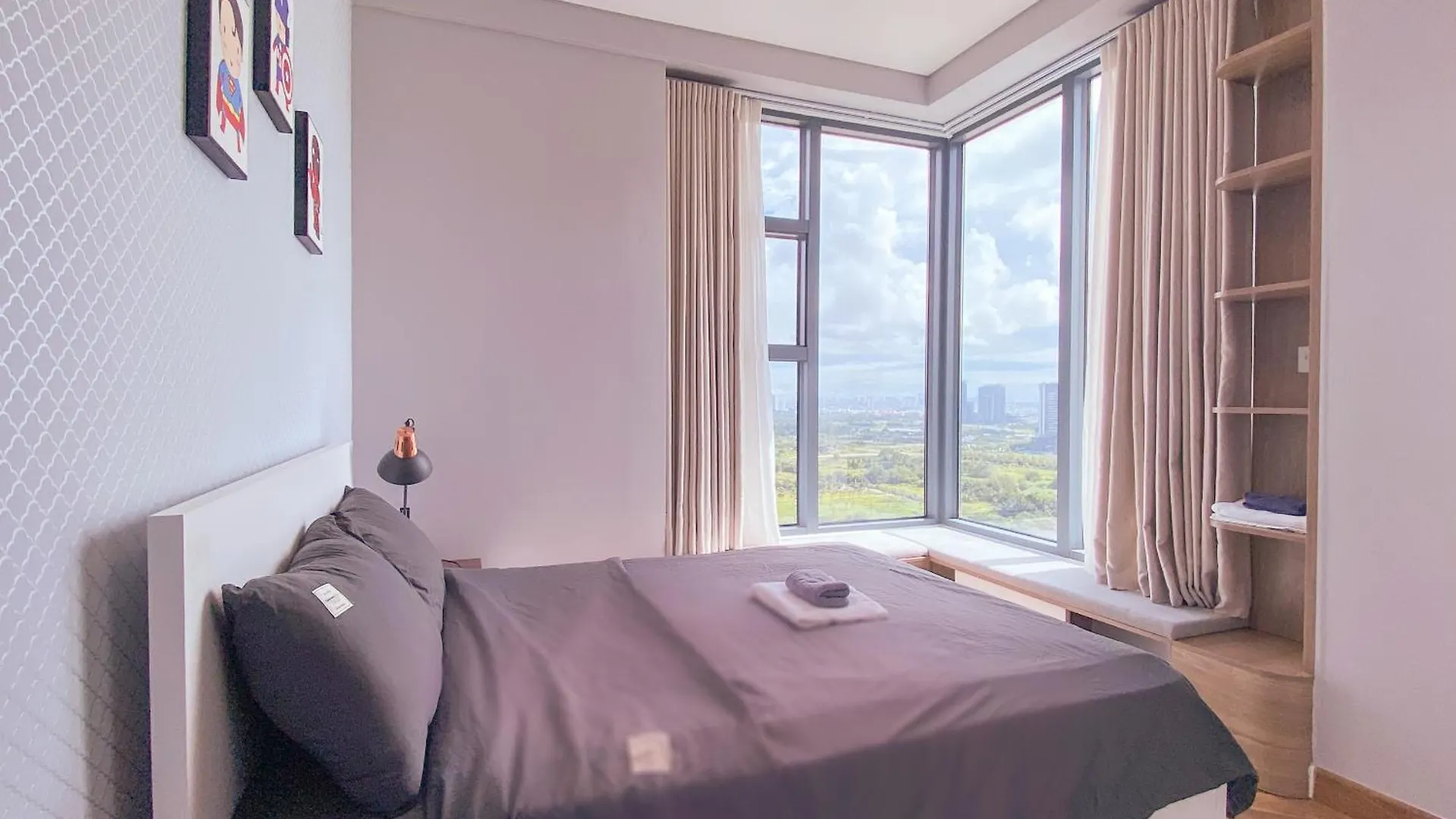 Apartment Zeus Living - Cozy 3 Bedroom In Sunwah Pearl Ho Chi Minh City