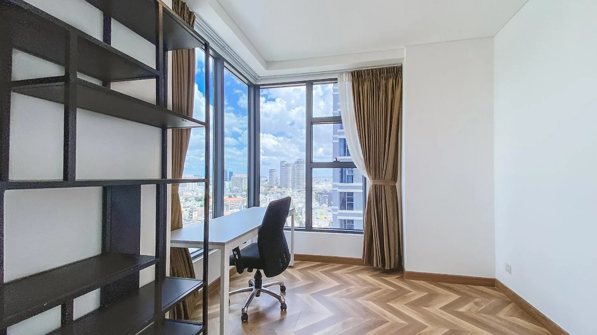 Zeus Living - Cozy 3 Bedroom In Sunwah Pearl Ho Chi Minh City