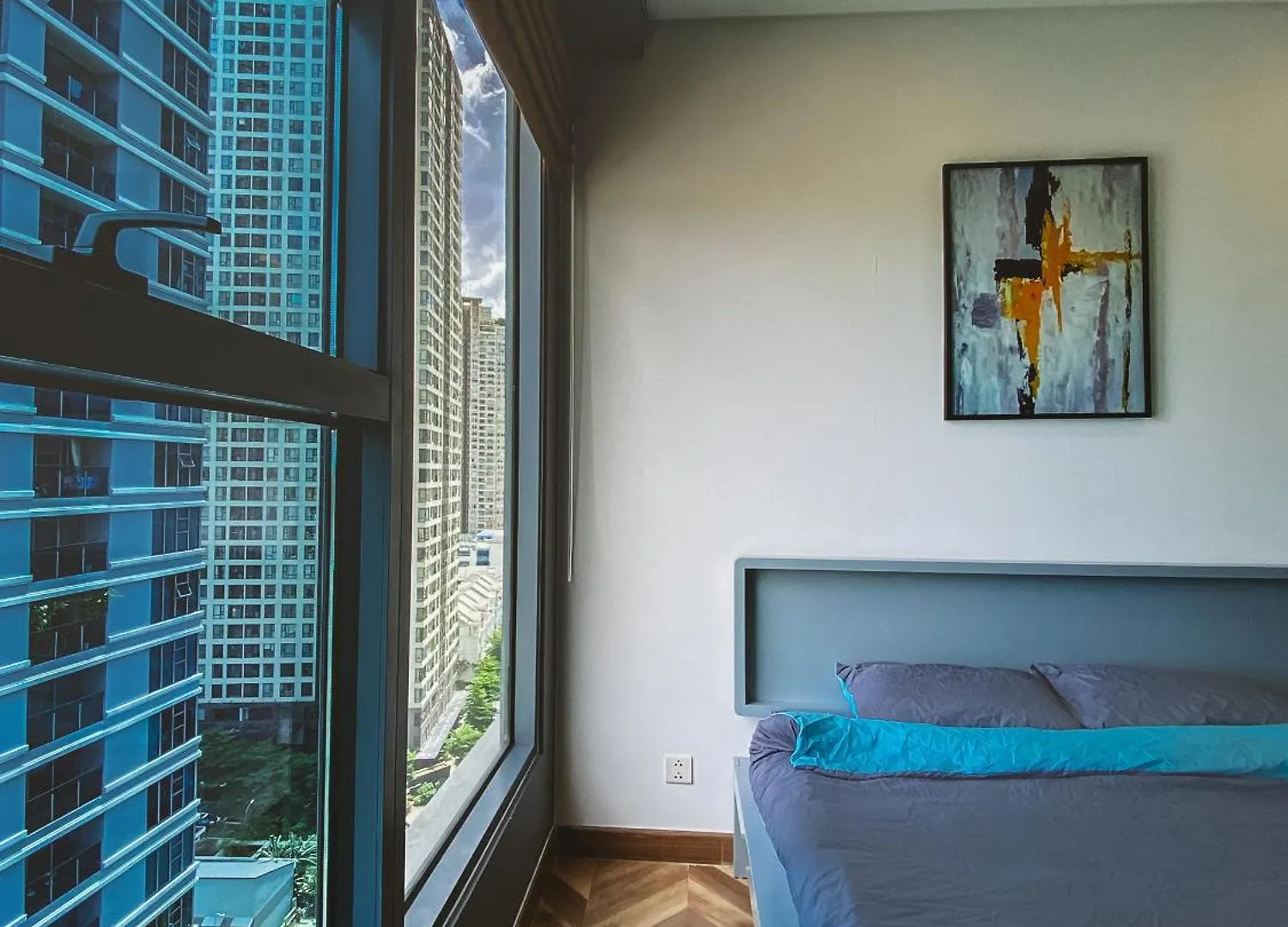 Zeus Living - Cozy 3 Bedroom In Sunwah Pearl Ho Chi Minh City