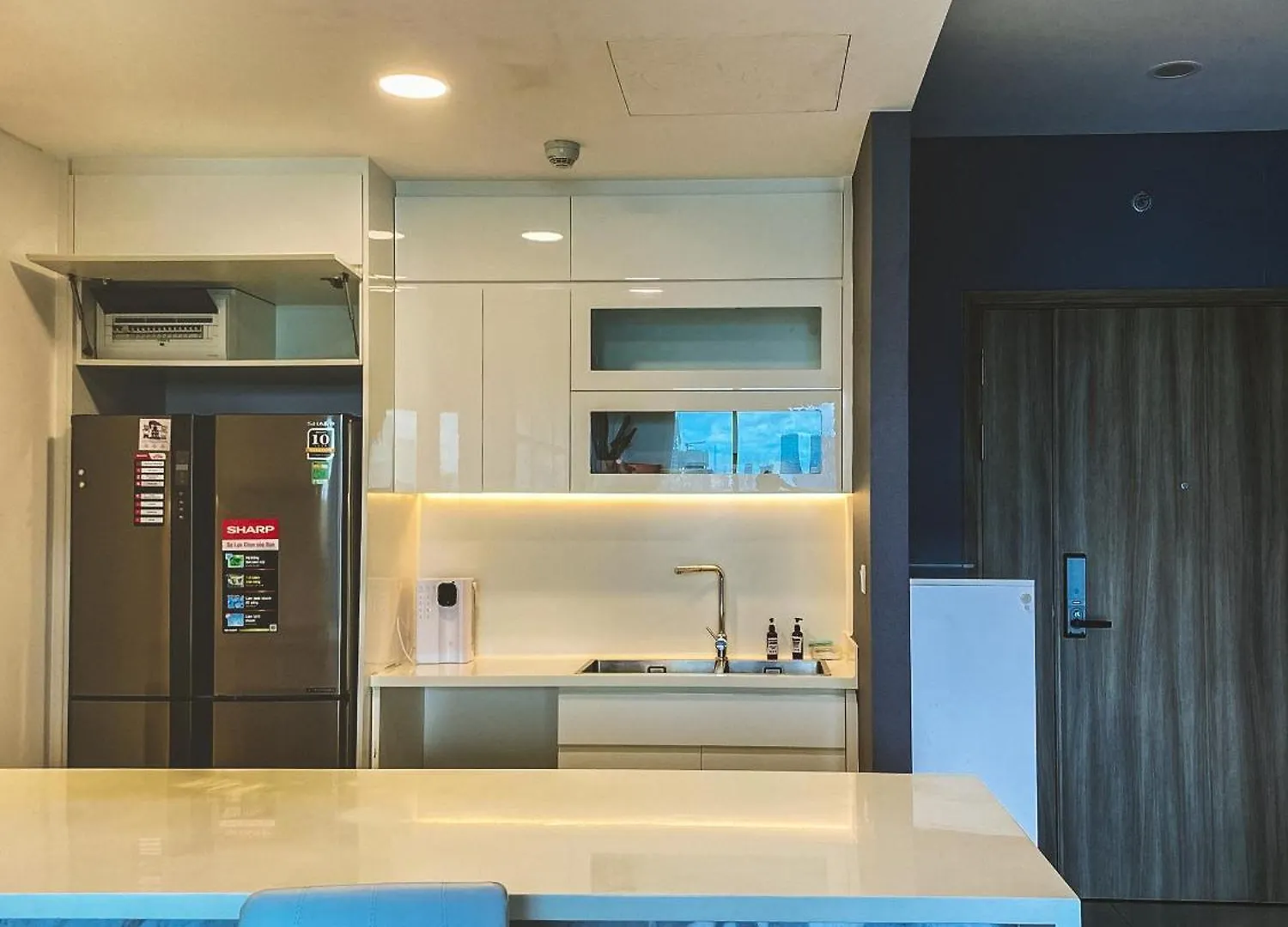 Apartment Zeus Living - Cozy 3 Bedroom In Sunwah Pearl Ho Chi Minh City Vietnam