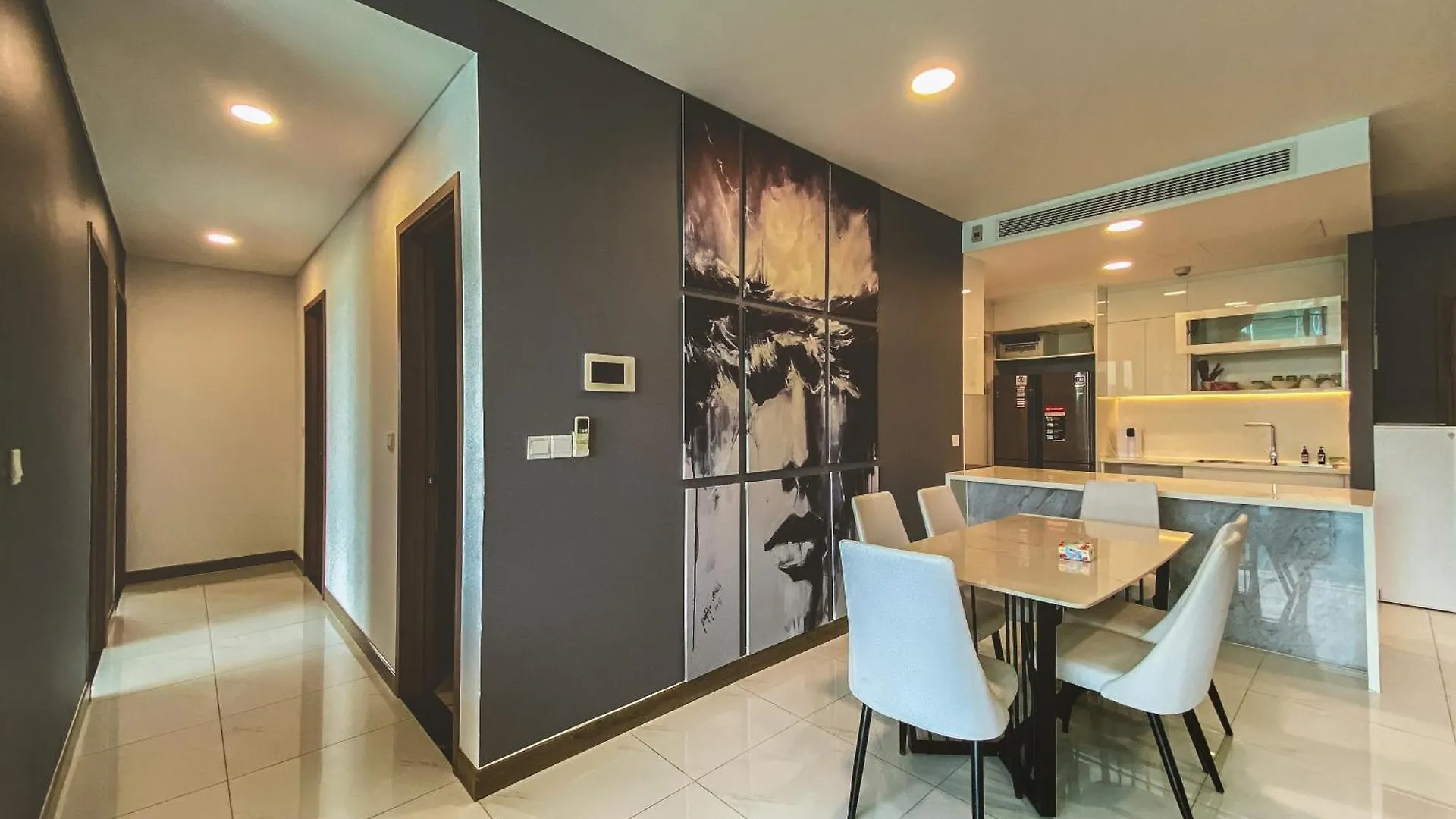 Zeus Living - Cozy 3 Bedroom In Sunwah Pearl Ho Chi Minh City Apartment